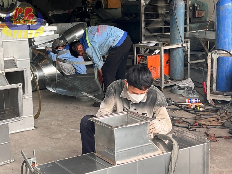 đánh giá xưởng ống gió