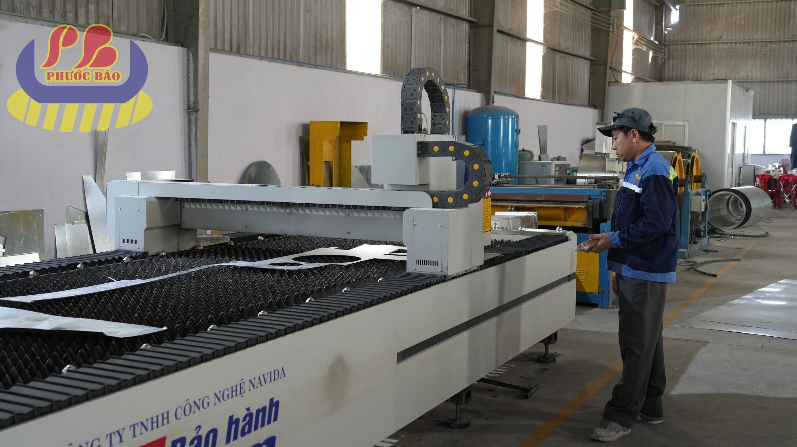 Ống gió hút mùi