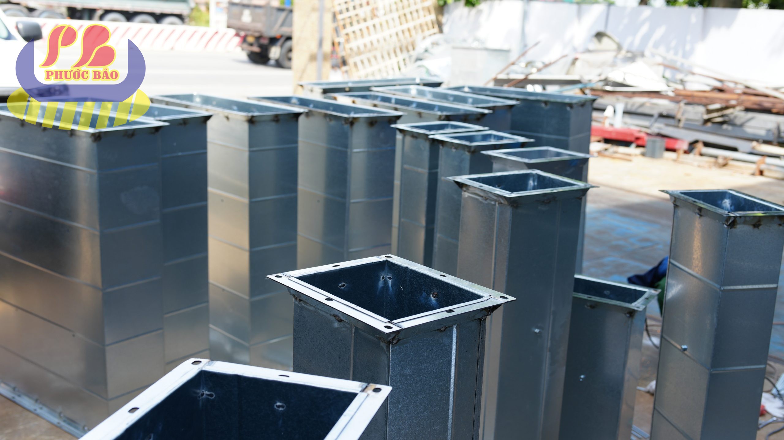 Ống gió hút mùi