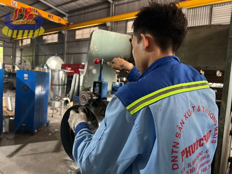 Ống nhôm nhún D150