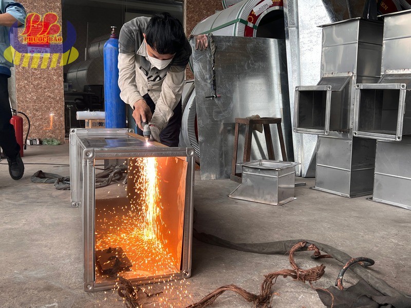 Ống nhựa thông gió