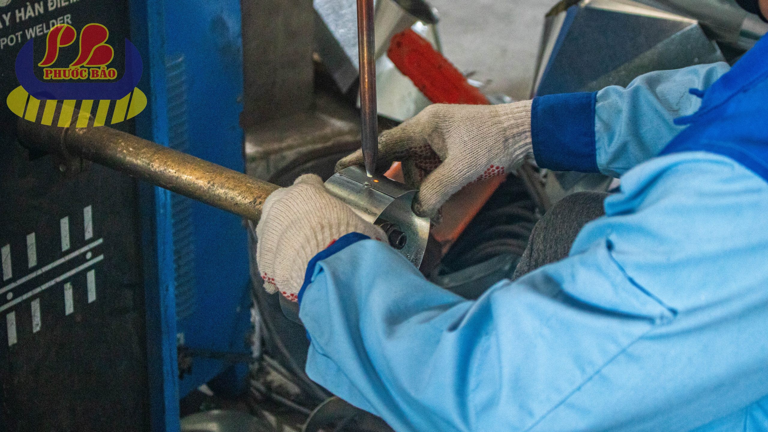 Lắp đặt ống gió mềm