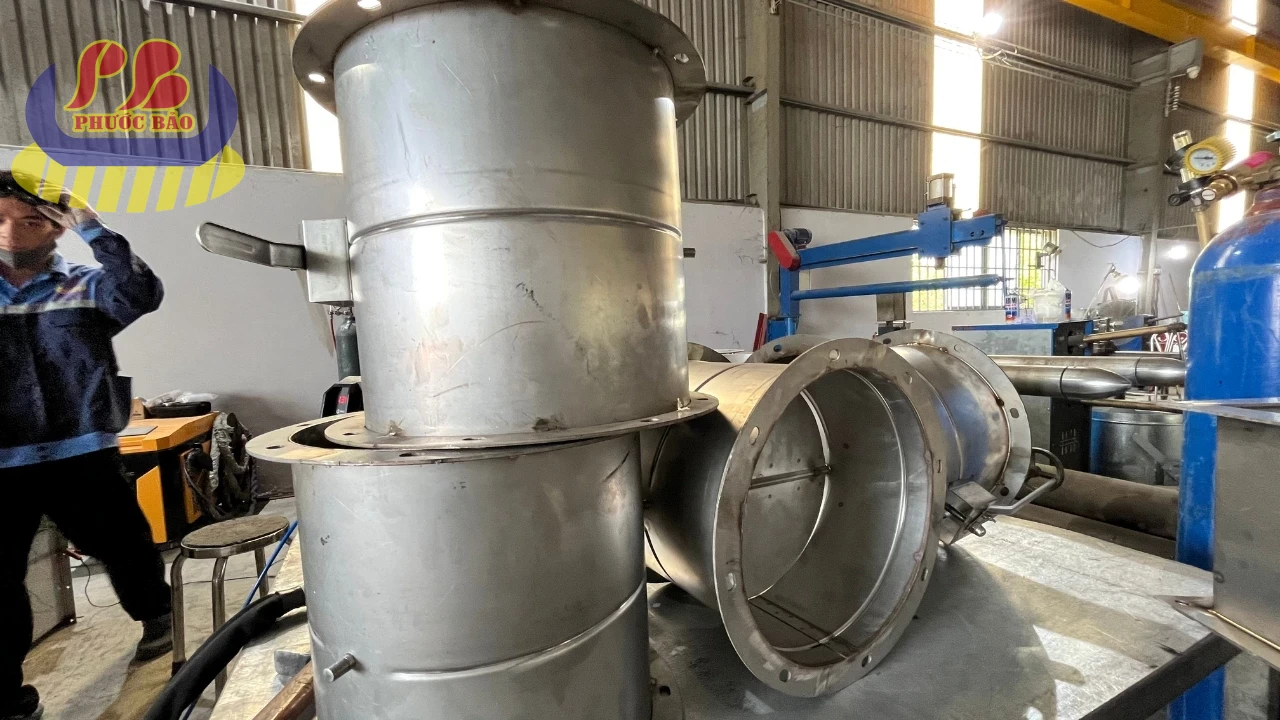 Xưởng Sản Xuất Van Gió Bình Dương